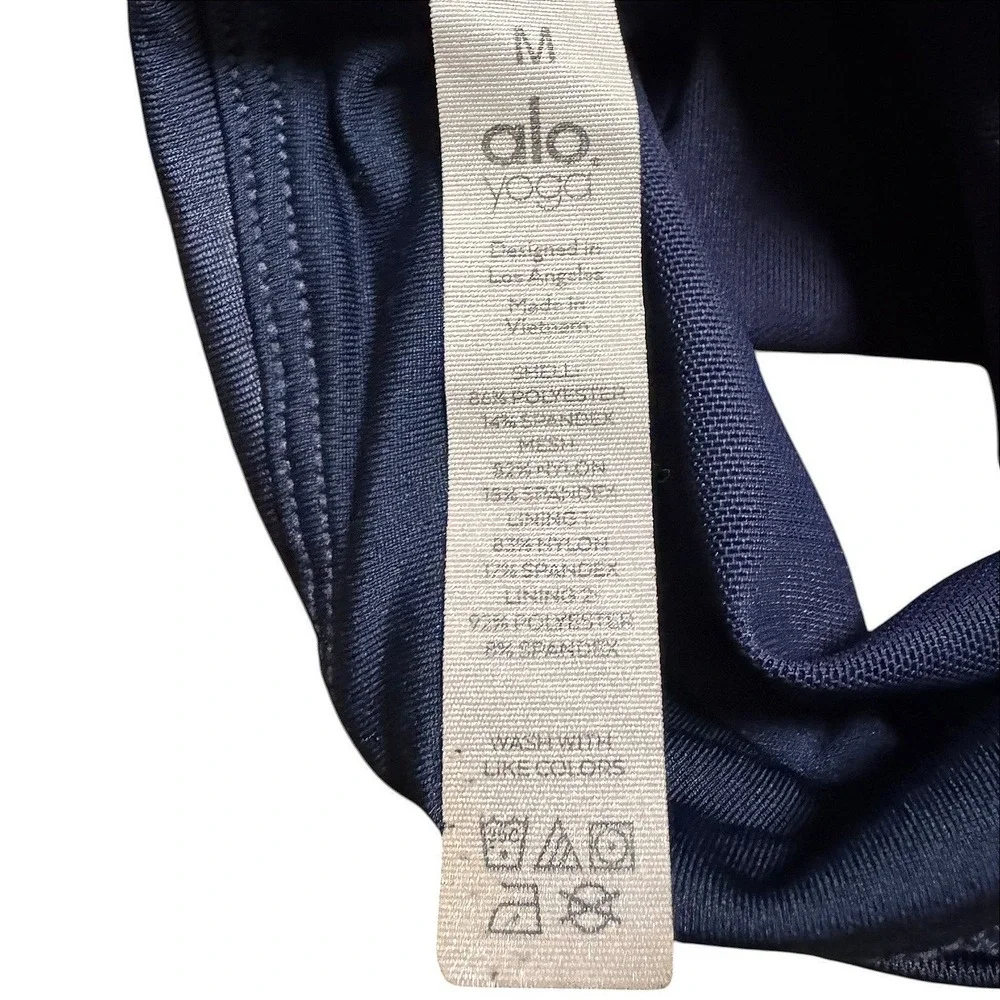 Alo Yoga Navy Blue Strappy Crisscross Back Sports Bra Medium V-Neck Metallic